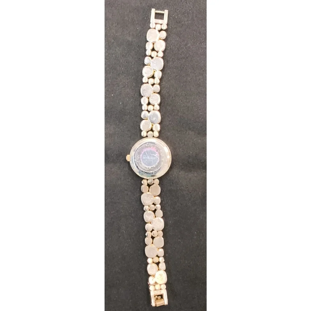 Vintage Geneva Watch Women's Round Silver Tone Red Crystals Inset MOP #W5156